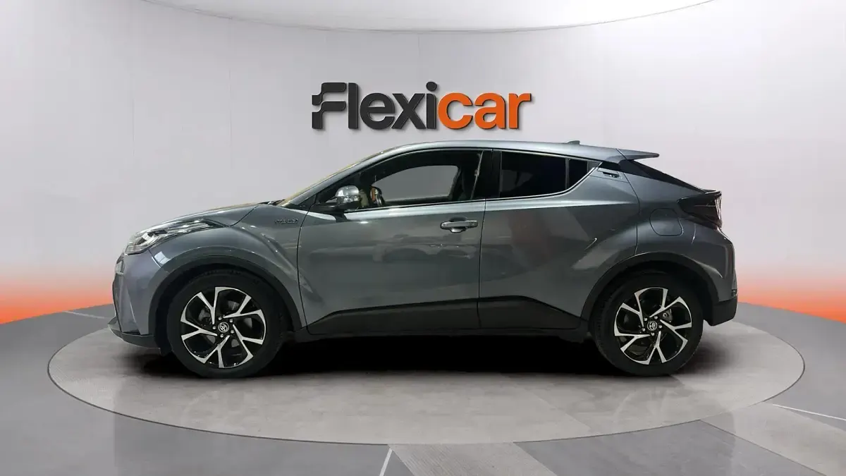 Usado Toyota C-HR Advance 122 CV (89 kW) 2021 Gris SUV