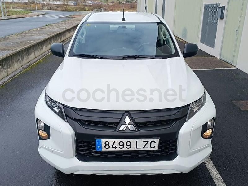Usado Mitsubishi L200 150 CV (110 kW) 2022 Blanco Pickup/Camioneta