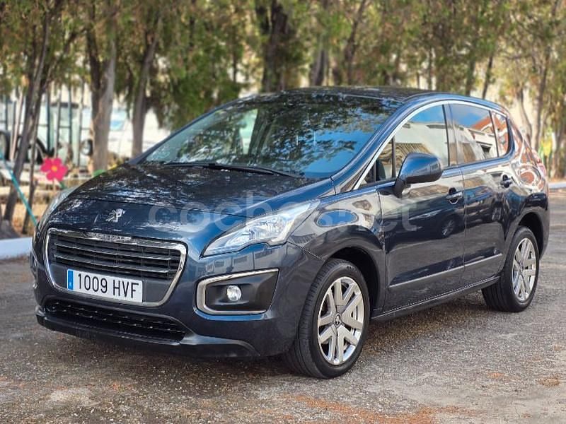 Usado Peugeot 3008 Access 115 CV (84 kW) 2013 Azul Berlina