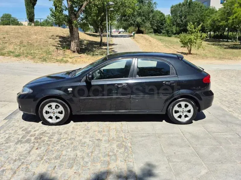Usado Chevrolet Lacetti SX 109 CV (80 kW) 2010 Negro Utilitario