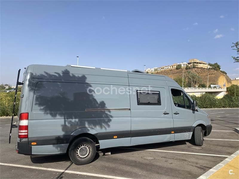 Usado Mercedes Sprinter 129 CV (94 kW) 2011 Gris / plata Van