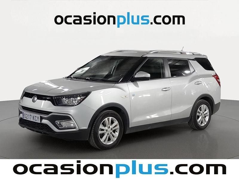 Usado Ssangyong (KGM) XLV Limited 116 CV (85 kW) 2017 Gris SUV