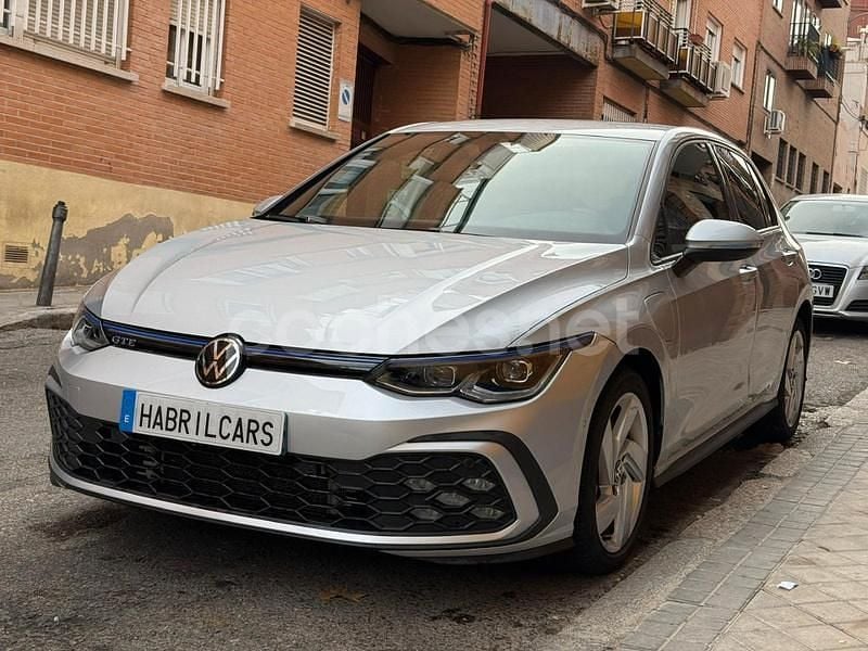 Usado VW Golf VIII GTE 245 CV (180 kW) 2021 Gris / plata Berlina