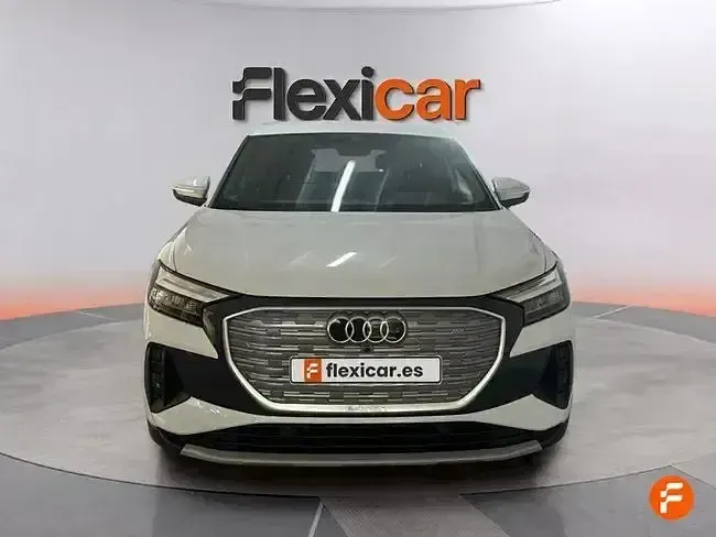 Usado Audi Q4 e-tron 150 kW (204 CV) 2022 Beige SUV