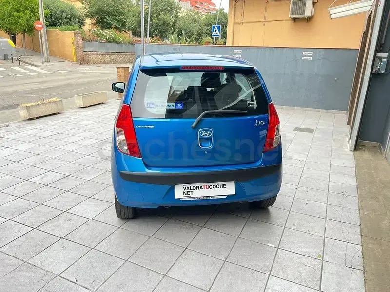 Usado Hyundai i10 Comfort 67 CV (49 kW) 2009 Azul Utilitario