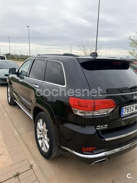 Usado Jeep Grand Cherokee Summit 250 CV (183 kW) 2015 Negro SUV