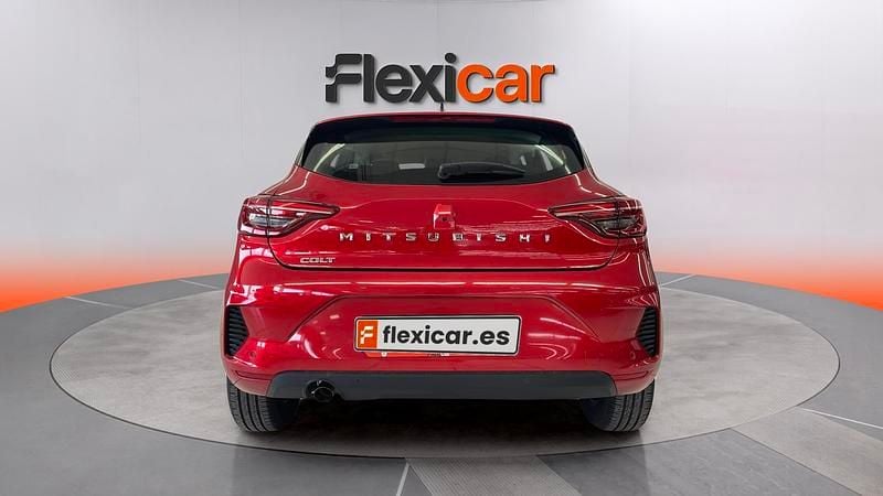 Usado Mitsubishi Colt 91 CV (66 kW) 2025 Granate Utilitario