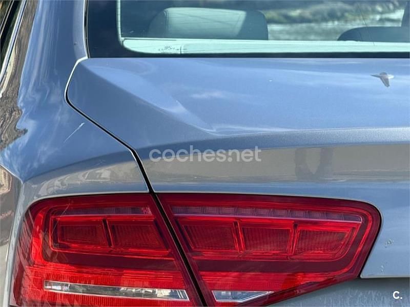 Usado Audi A8 350 CV (257 kW) 2010 Gris / plata Berlina