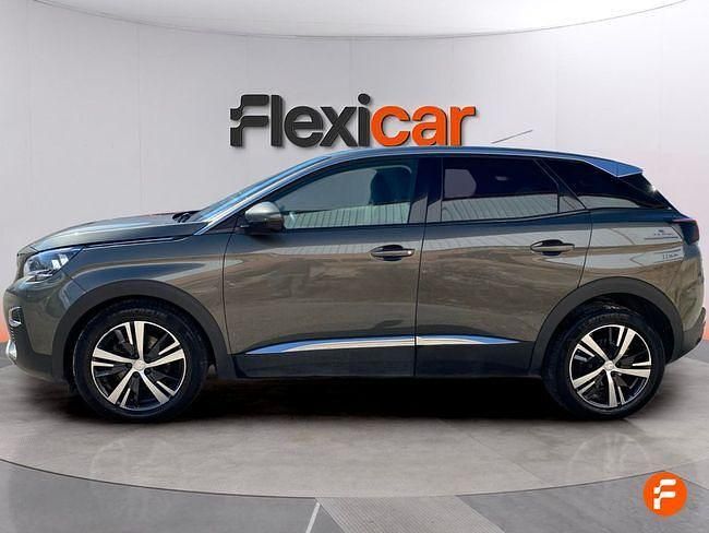 Usado Peugeot 3008 GT-line 130 CV (95 kW) 2019 Verde SUV