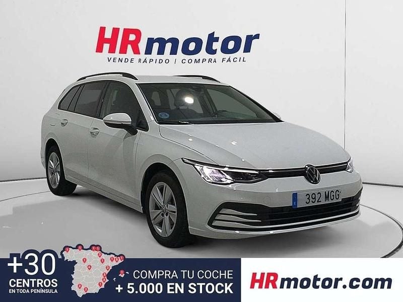 Blanco Usado 2023 VW Golf VIII Familiar | 19.790 € (Buen precio) - Imagen 1/4