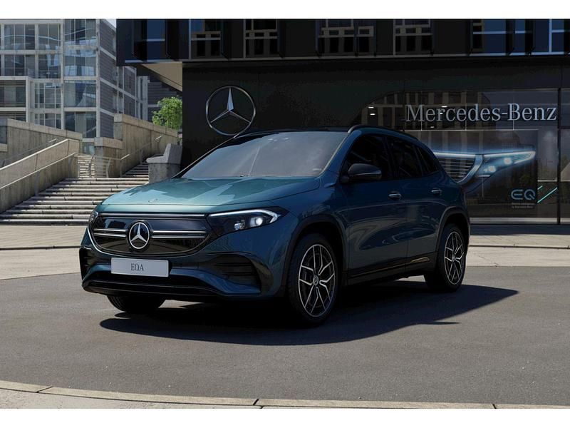 Denim blue metallic paint Usado 2021 Mercedes EQA250 AMG line SUV | 34.900 € (Precio justo) - Imagen 1/4