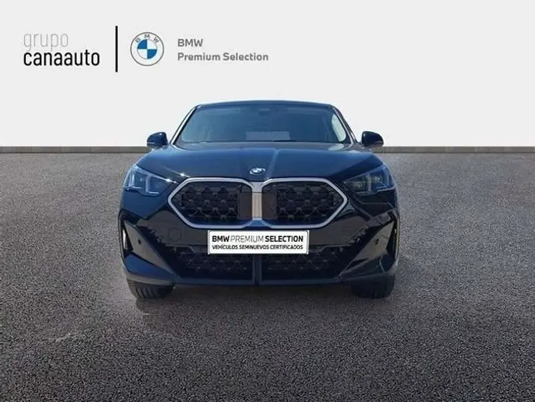 Usado BMW X2 Comfort Edition 170 HP (125 kW) 2025 Preto SUV