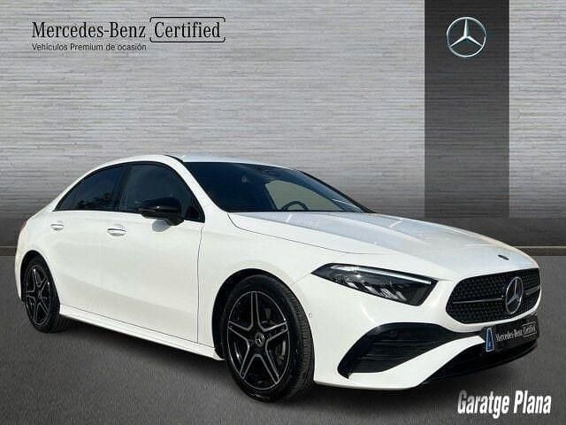 Begagnad Mercedes A200 150 HK (110 kW) 2025 Vit Sedan
