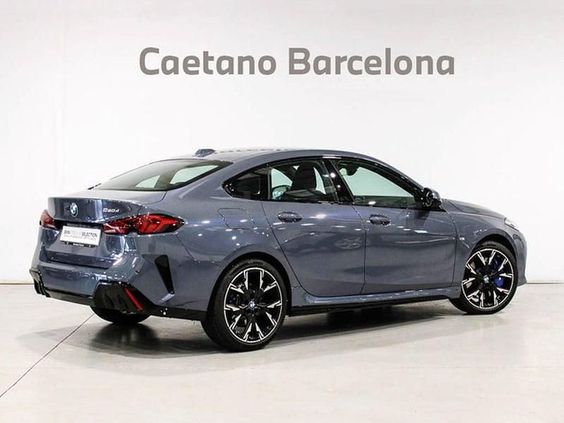 Usado BMW 220 Comfort Edition 163 CV (119 kW) 2025 Gris / plata Coupe
