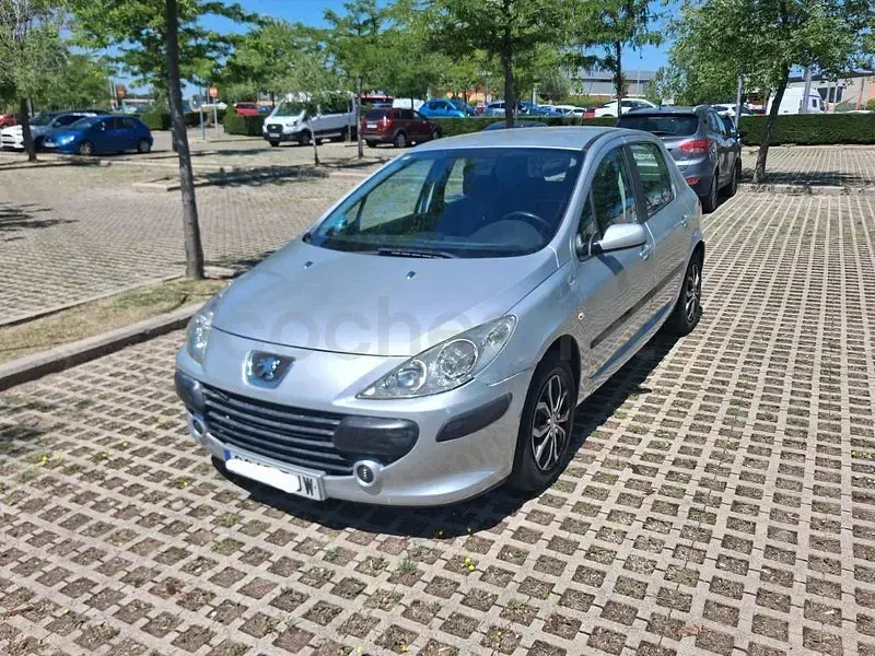 Usado Peugeot 307 110 CV (80 kW) 2007 Gris / plata Berlina