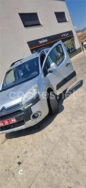 Usado Citroën Berlingo 112 CV (82 kW) 2013 Gris / plata Monovolumen
