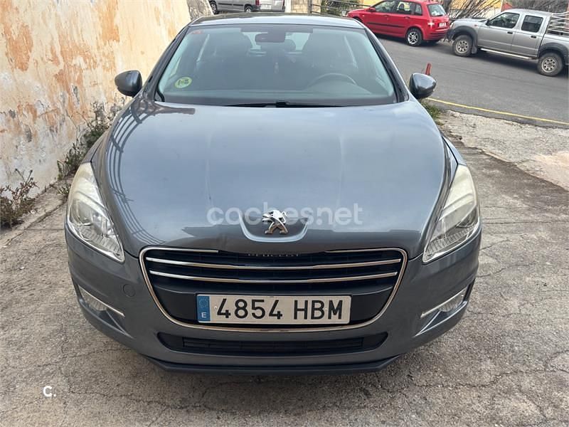 Usado Peugeot 508 Active 140 CV (102 kW) 2011 Gris / plata Berlina