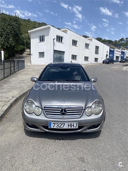 Usado Mercedes C220 Sport Edition 150 CV (110 kW) 2006 Gris / plata Berlina