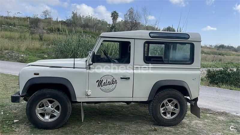 Usado Land Rover Defender 122 CV (89 kW) 2003 Blanco SUV