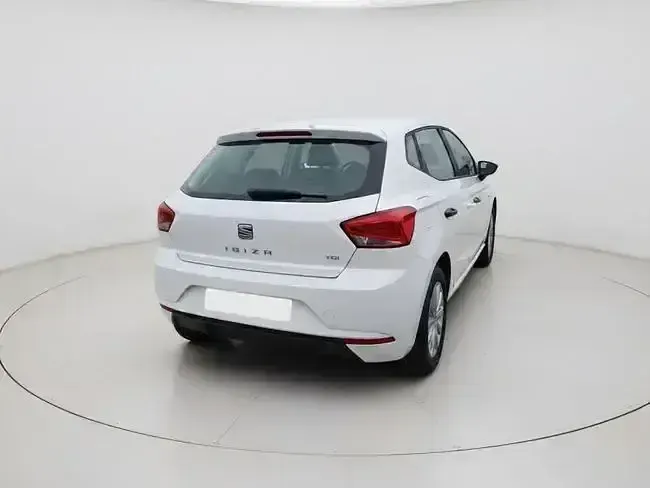Usado Seat Ibiza Business 90 CV (66 kW) 2021 Blanco Utilitario