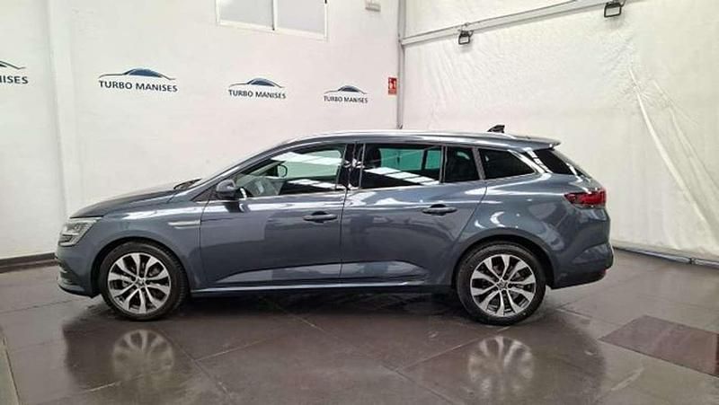 Usado Renault Mégane GrandTour Techno 140 CV (102 kW) 2024 Gris Familiar