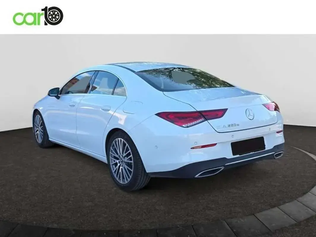 Usado Mercedes CLA220 190 CV (139 kW) 2021 Blanco Berlina