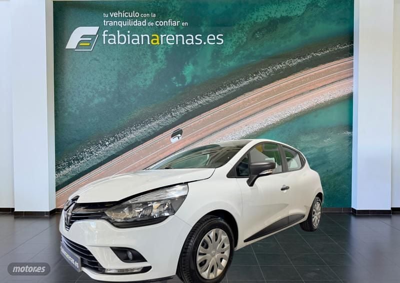 Usado Renault Clio IV LIMITED 90 CV (66 kW) 2019 Blanco