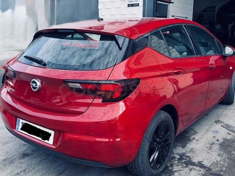 Usado Opel Astra GS Line 130 CV (95 kW) 2020 Granate Berlina