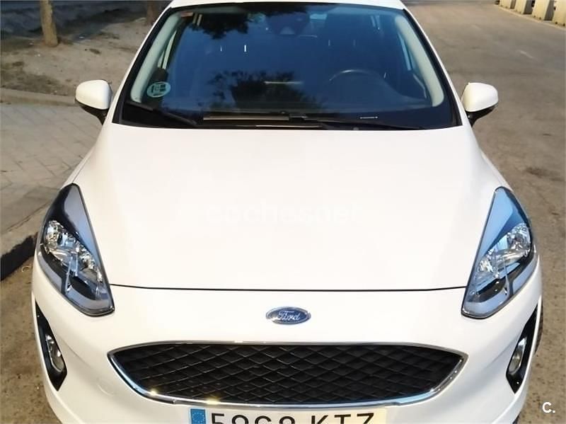 Usado Ford Fiesta Trend 100 CV (73 kW) 2019 Blanco Berlina