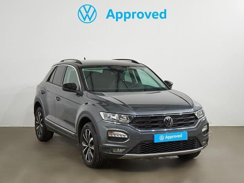 Gris indy (metalizado)/techo negro Usado 2021 VW T-Roc Advance SUV | 22.900 € (Caro) - Imagen 1/4
