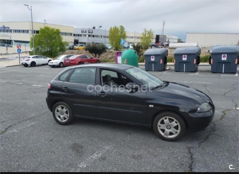 Negro Usado 2004 Seat Ibiza Reference Berlina | 2600 € (Buen precio) - Imagen 1/2