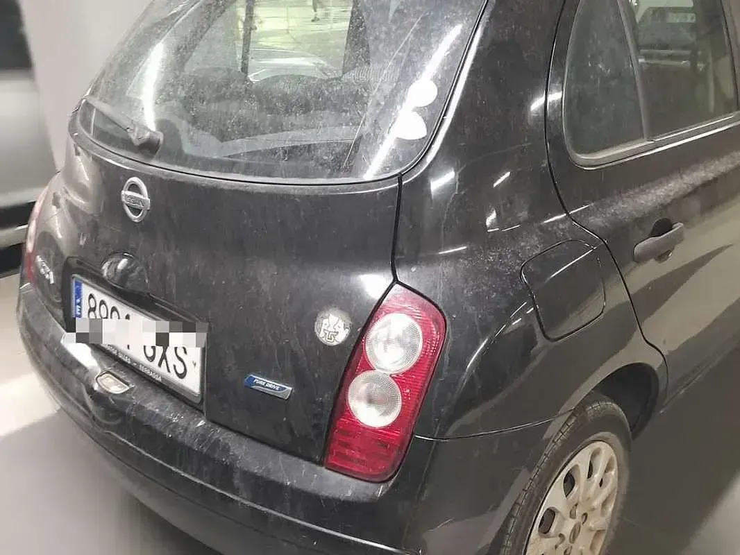 Usado Nissan Micra 80 CV (58 kW) 2010 Negro Utilitario