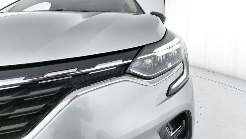 Usado Renault Captur Techno 140 CV (102 kW) 2024 Gris SUV