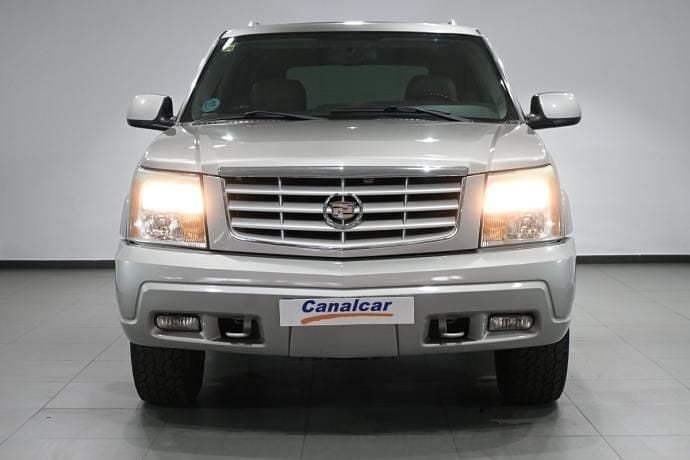 Usado Cadillac Escalade 349 CV (256 kW) 2006 Plateado SUV