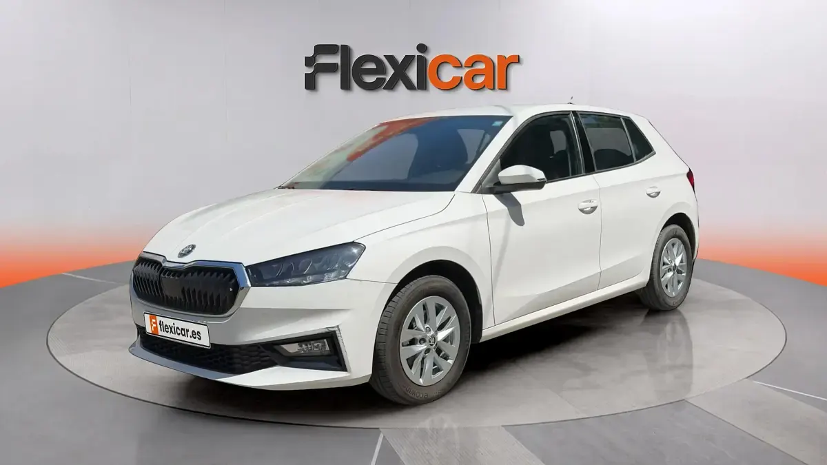 Usado Skoda Fabia Active 80 CV (58 kW) 2023 Blanco Utilitario