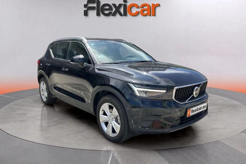 Negro Usado 2024 Volvo XC40 Core SUV | 27.990 € (Super precio) - Imagen 1/4