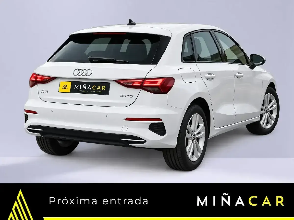 Usado Audi A3 Advanced Plus 150 CV (110 kW) 2023 Blanco Berlina
