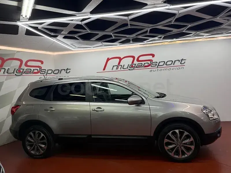 Usado Nissan Qashqai +2 Premium Edition 140 CV (102 kW) 2009 Gris / plata SUV