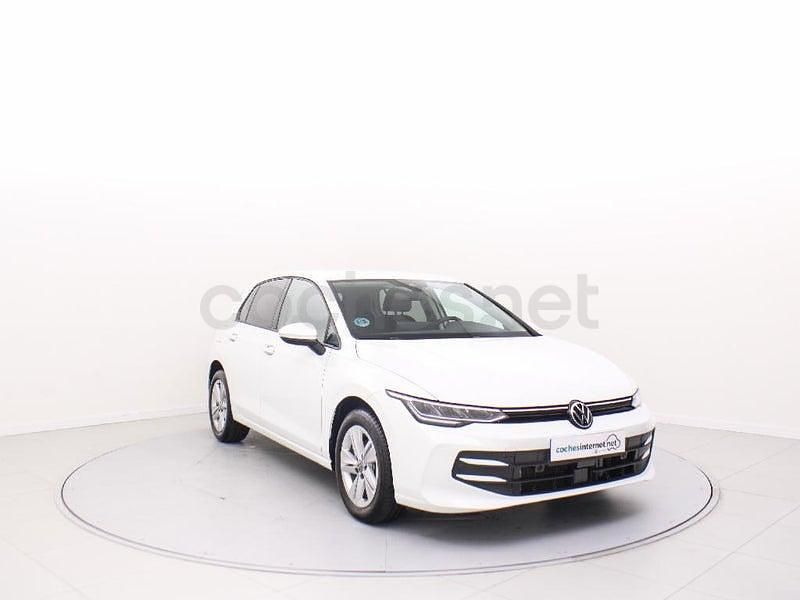 Usado VW Golf VIII 115 CV (84 kW) 2025 Blanco Berlina