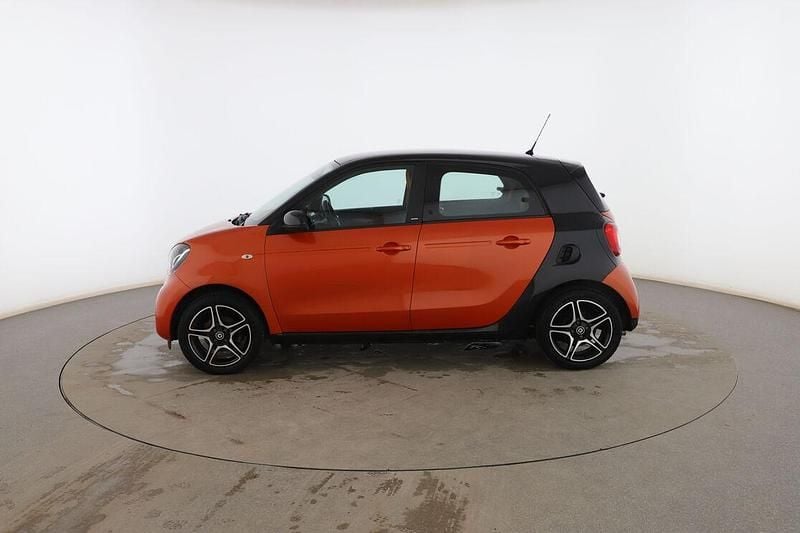 Usado Smart ForFour Passion 70 CV (51 kW) 2014 Naranja Utilitario