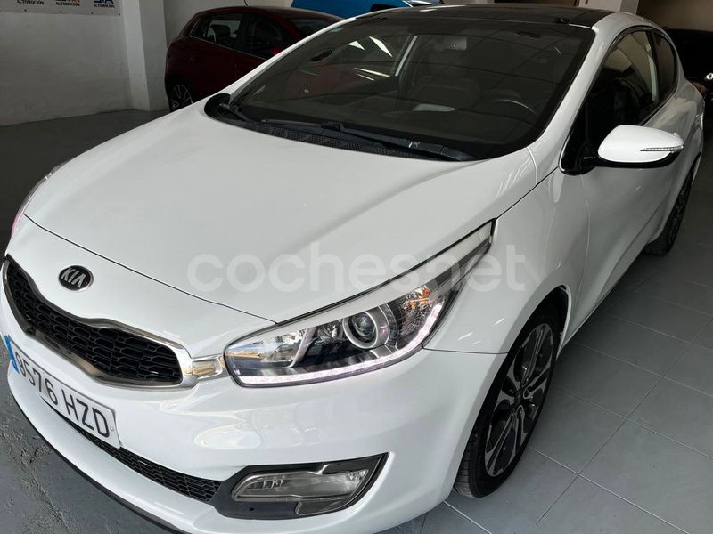 Blanco Usado 2014 Kia ProCeed Utilitario | 8900 € (Precio justo) - Imagen 1/4