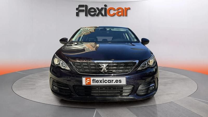 Usado Peugeot 308 Style 131 CV (96 kW) 2020 Negro Berlina