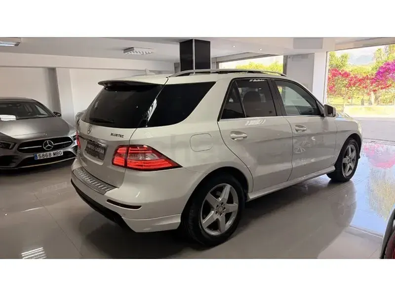 Usado Mercedes ML350 258 CV (189 kW) 2014 Blanco SUV