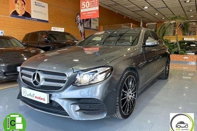 Usado Mercedes E220 Executive 170 CV (125 kW) 2016 Berlina