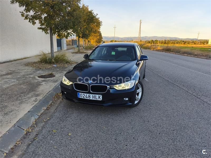 Usado BMW 316 116 CV (85 kW) 2012 Azul Berlina