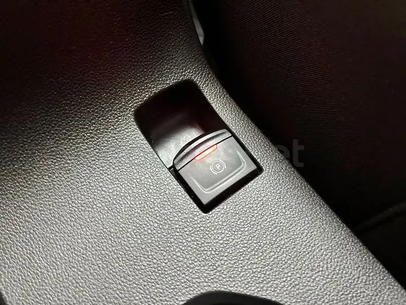 Usado Dacia Sandero Extreme 101 CV (74 kW) 2025 Verde Berlina