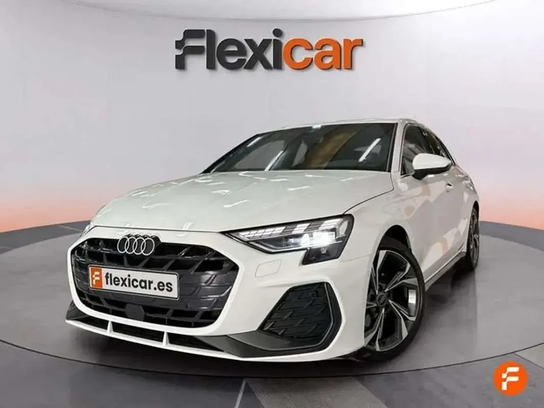 Usado Audi A3 Sportback S-Line 150 CV (110 kW) 2024 Blanco Utilitario