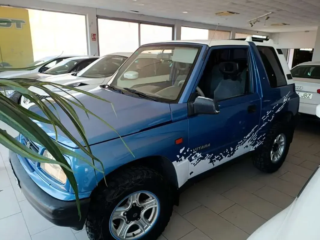 Usado Suzuki Vitara 80 CV (58 kW) 1999 Azul Descapotable