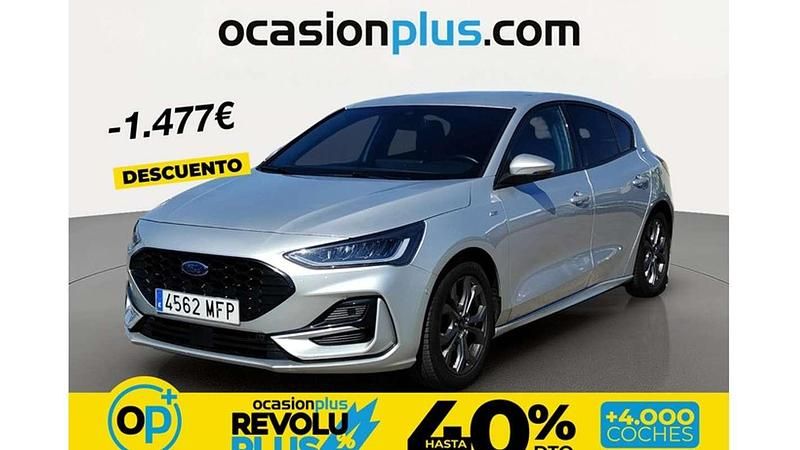 Usado Ford Focus ST-Line X 125 CV (91 kW) 2023 Plateado Utilitario