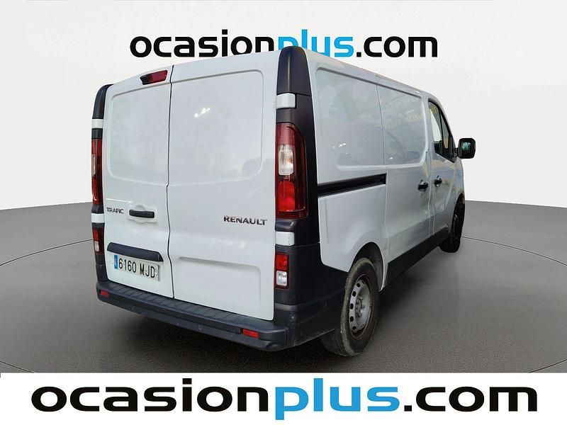 Usado Renault Trafic 130 CV (95 kW) 2023 Blanco Monovolumen
